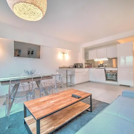 Premium 3 Bedroom 2 Bath Fully Renovated Heart Of Town By Olam Apartmán *